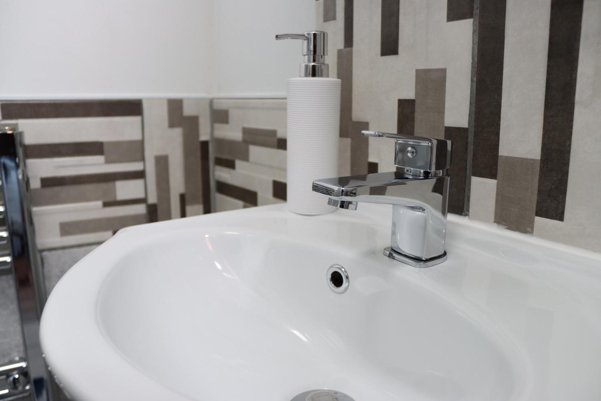 Cosy Studio With Kitchenette And Private Bathroom - 15Mins To Central London! Exterior foto